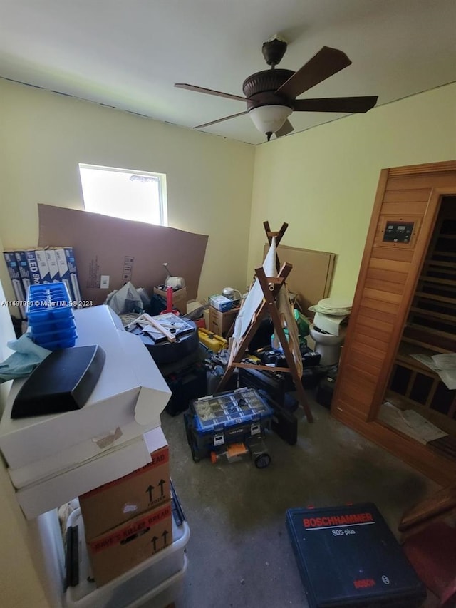 bedroom featuring ceiling fan