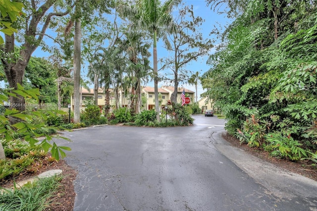 93 NE 17th Ct Unit 93, Fort Lauderdale, FL 33305 - view of asphalt road