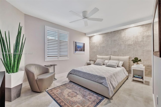 bedroom with ceiling fan