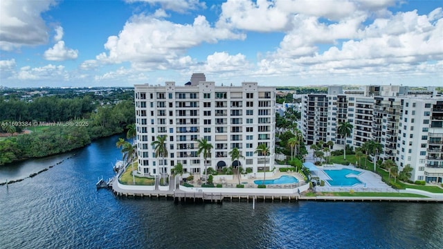 bird's eye view with a water view