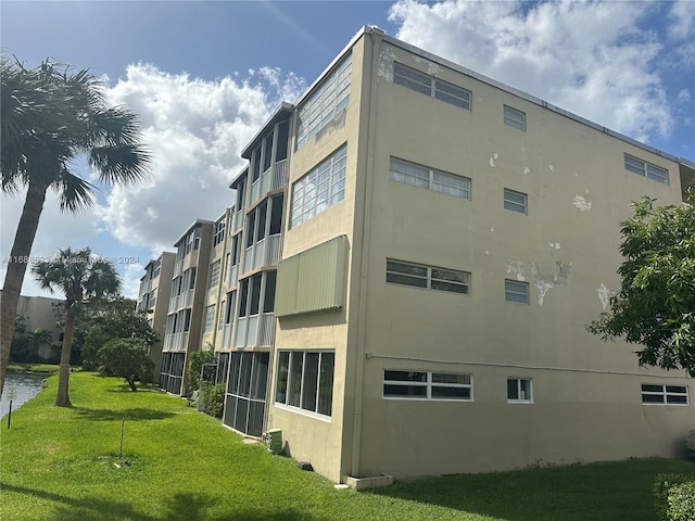 1660 NE 191st St Unit 211-1, Miami, FL 33179 - view of building exterior