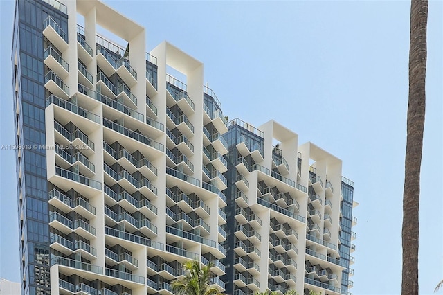 2201 Collins Ave Unit 1015, Miami Beach, FL 33139 - view of building exterior