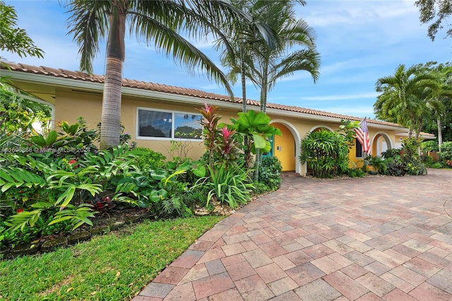 view of mediterranean / spanish home