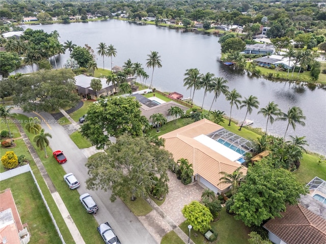 bird's eye view with a water view