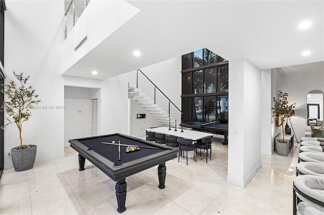 playroom with pool table