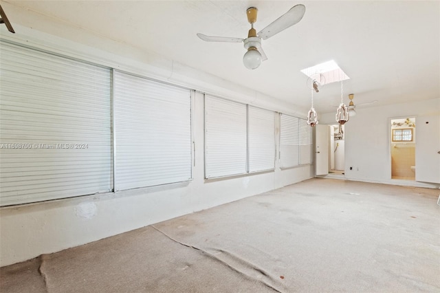 garage featuring ceiling fan