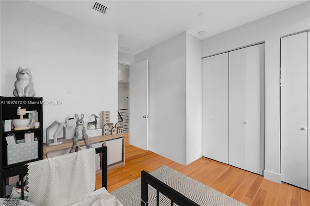 office area featuring hardwood / wood-style floors