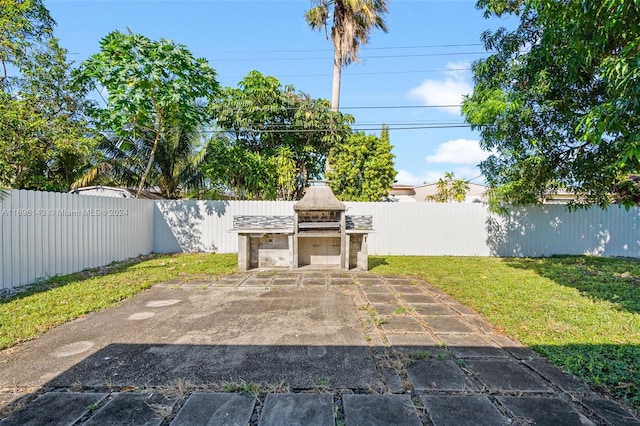 view of patio / terrace with exterior kitchen