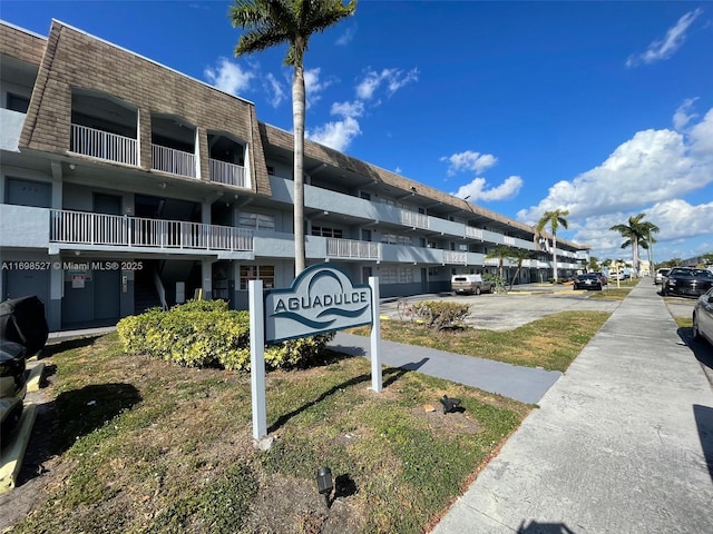 11195 SW 1st St Unit 314, Sweetwater, FL 33174 - photo 1