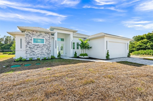 view of front of house featuring a garage