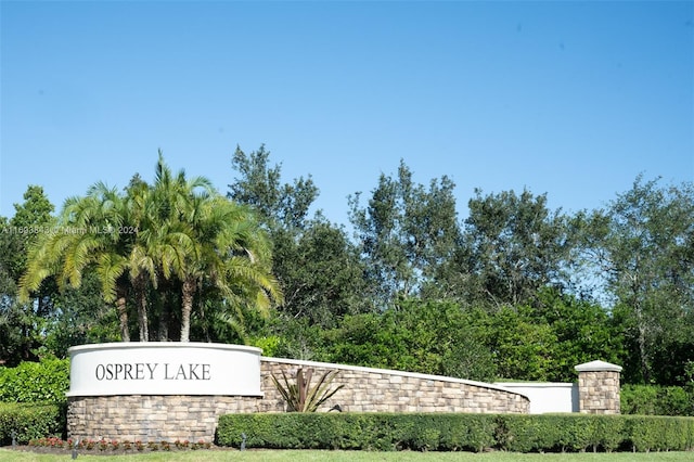 view of community / neighborhood sign