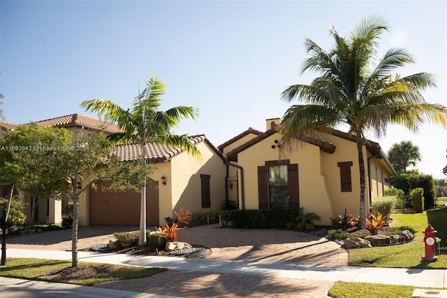 view of mediterranean / spanish-style house