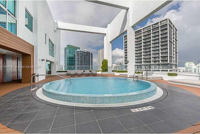 500 Brickell Ave Unit 2910, Miami, FL 33131 - view of swimming pool