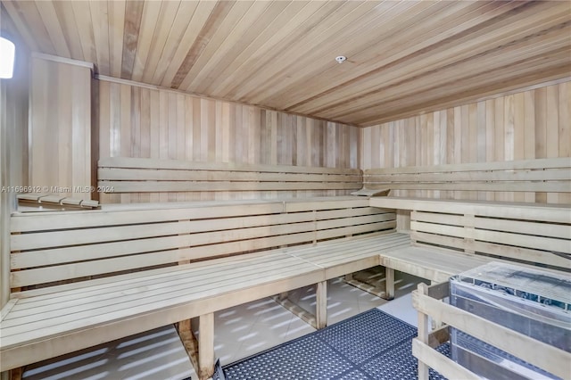 view of sauna / steam room