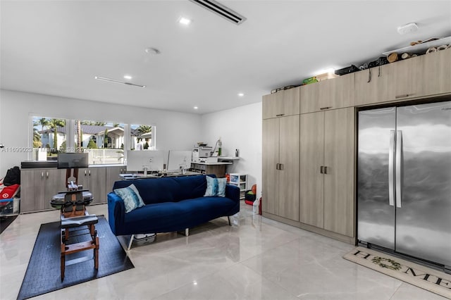 10 SW 124th Ave, Miami, FL 33184 - living room with recessed lighting