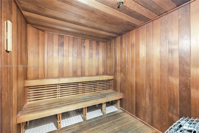 view of sauna / steam room