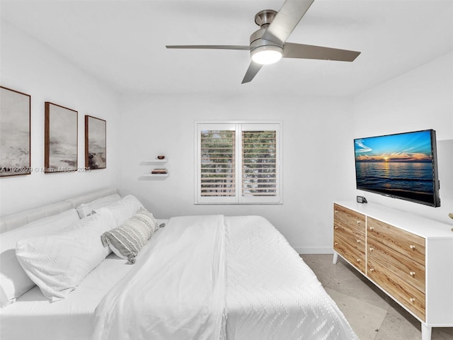 bedroom featuring ceiling fan