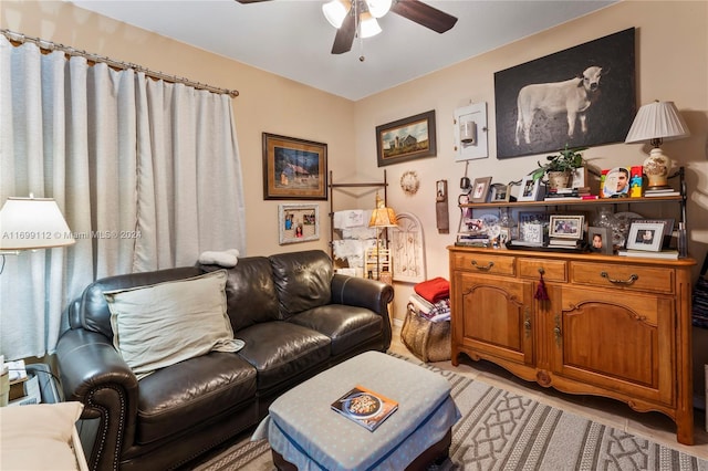 living room featuring ceiling fan