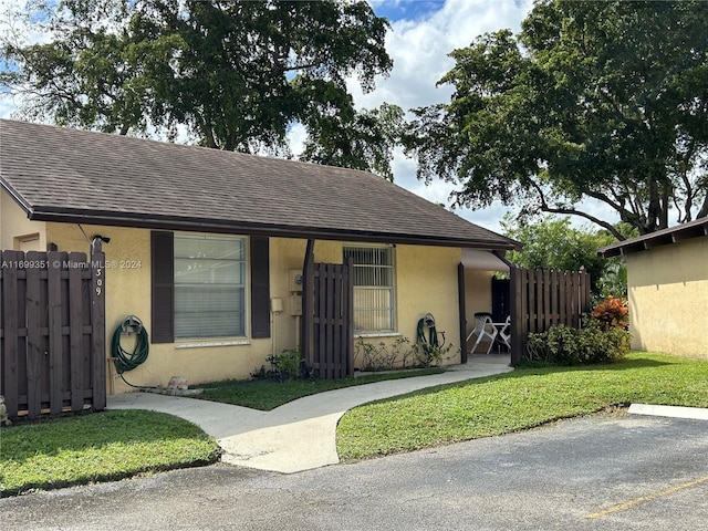 view of front of house