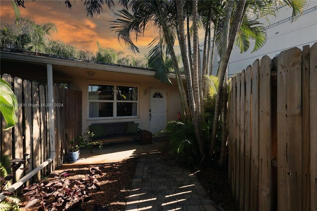 1330 Holly Heights Dr Unit 3, Fort Lauderdale, FL 33304 - photo 1