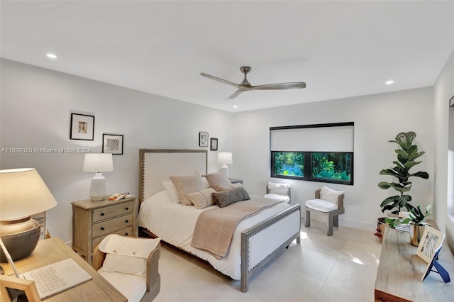 bedroom featuring ceiling fan