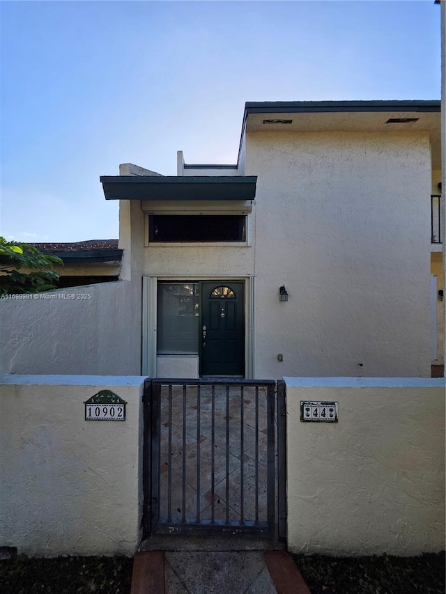 view of property entrance