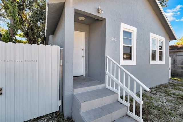 view of property entrance