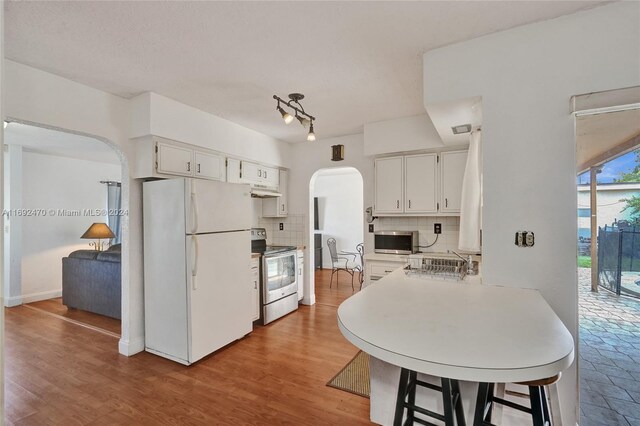 3450 NW 43rd Pl, Lauderdale Lakes, FL 33309 - photo 13