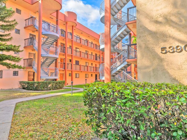 5390 W 21st Ct Unit 312, Hialeah, FL 33016 - view of apartment building / complex