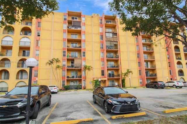 4717 NW 7th St Unit 604-10, Miami, FL 33126 - photo 2