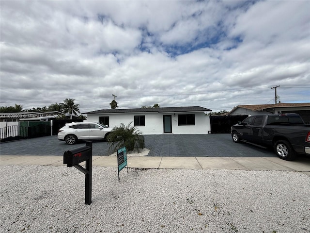 view of front of house