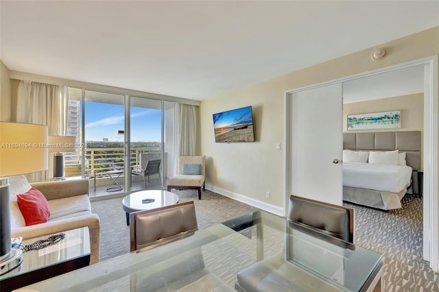 living room with carpet flooring