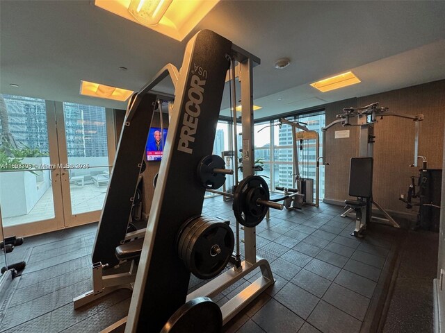 950 Brickell Bay Dr Unit 802, Miami, FL 33131 - view of gym