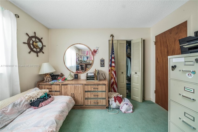 carpeted bedroom featuring a closet and a textured ceiling