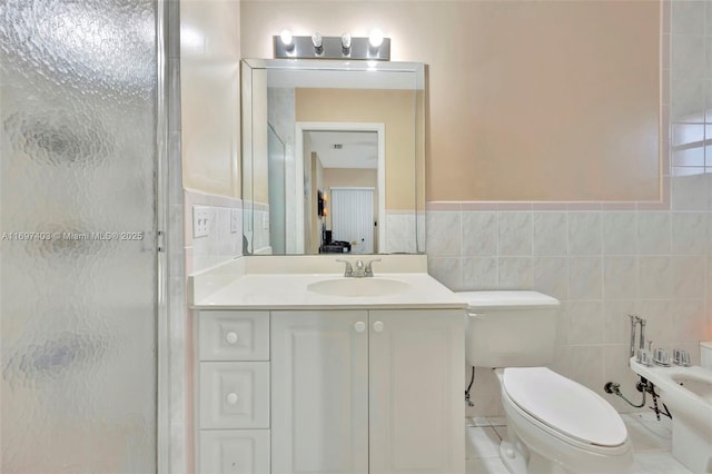 699 NW 134th Pl, Miami, FL 33182 - full bathroom featuring a stall shower, toilet, vanity, a bidet, and tile walls