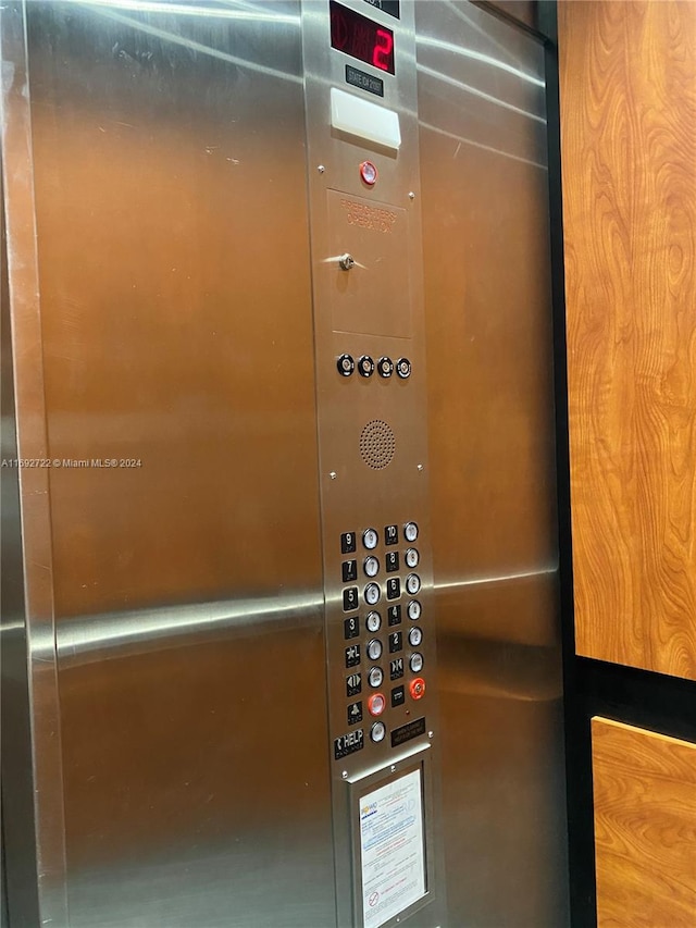 room details with elevator