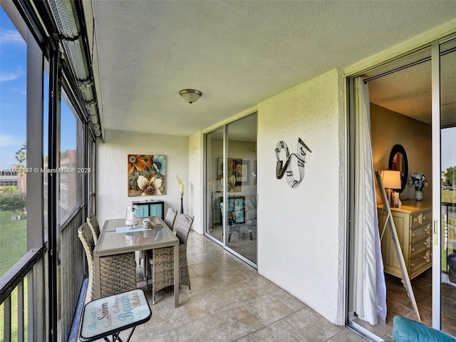 view of sunroom / solarium