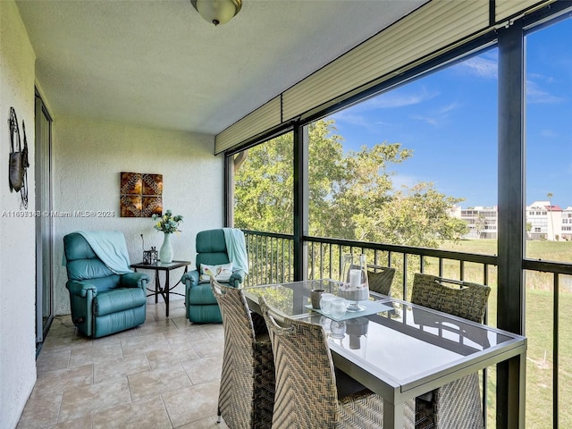 view of sunroom / solarium