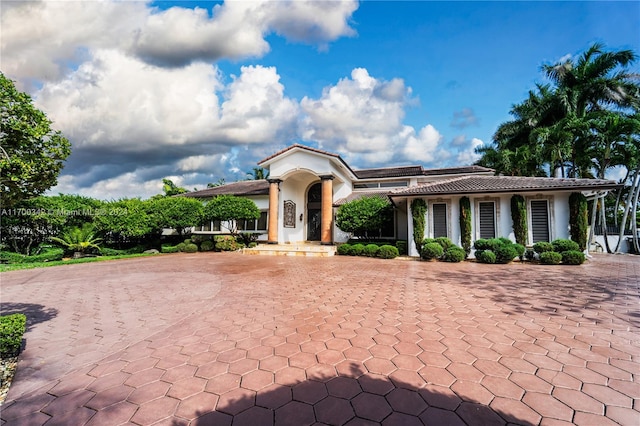 view of front of home