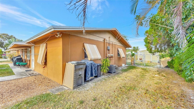 view of property exterior