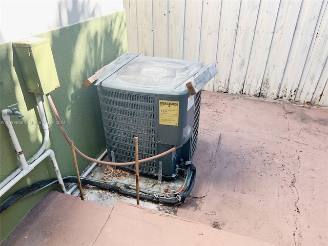 1428 SW 20th St, Miami, FL 33145 - exterior view of a central AC unit