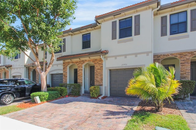 view of front of house with a garage