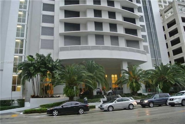 951 Brickell Ave Unit 3609, Miami FL, 33131, 1 bedrooms, 1 bath condo for sale