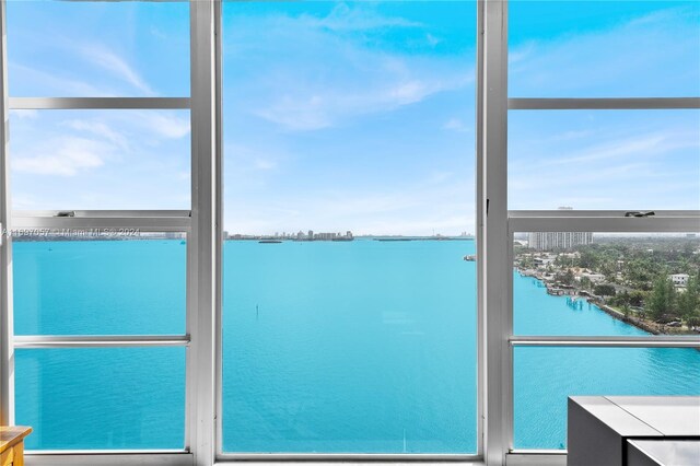 11111 Biscayne Blvd Unit 12F, Miami, FL 33181 - water view