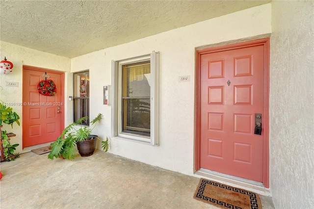 view of entrance to property