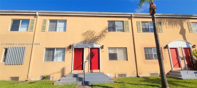 view of townhome / multi-family property