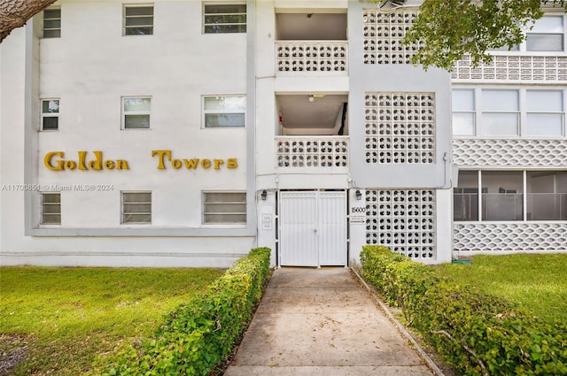 15610 NE 6th Ave Unit 33D, Miami, FL 33162 - view of building exterior