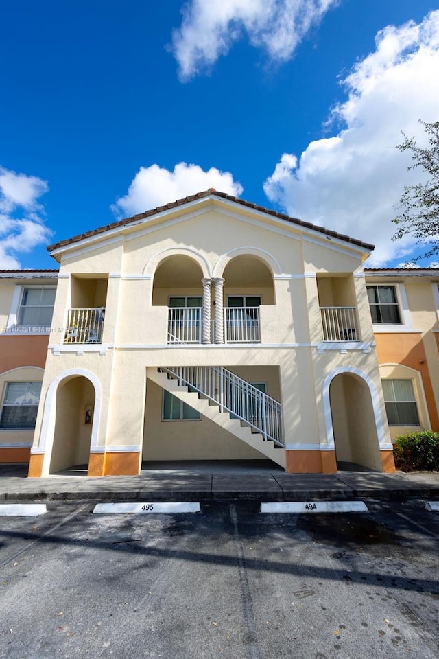 view of front of home