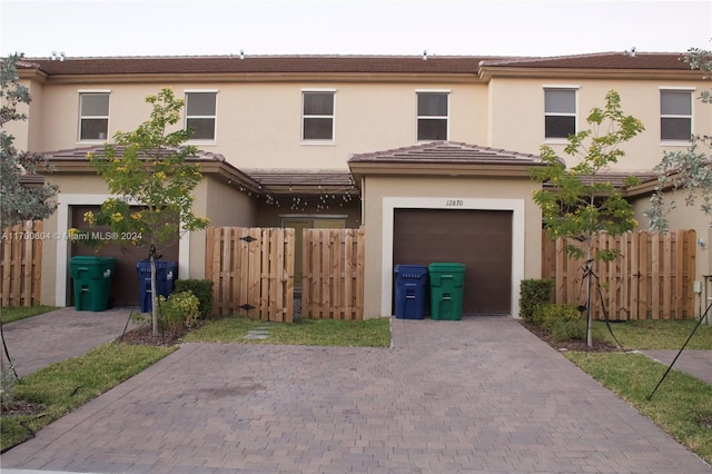 view of front of home featuring a garage