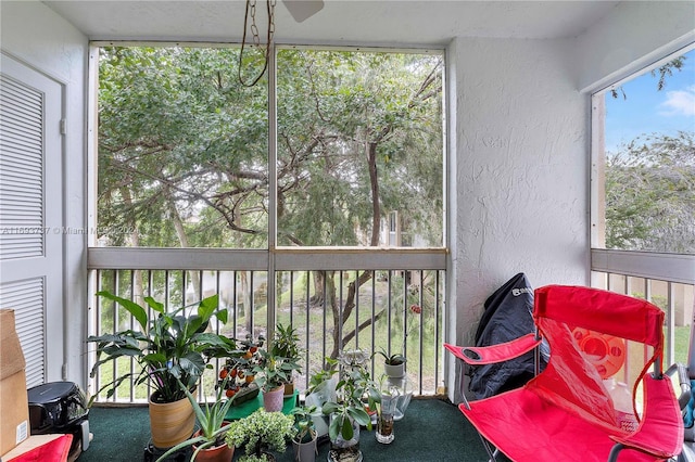 view of sunroom / solarium